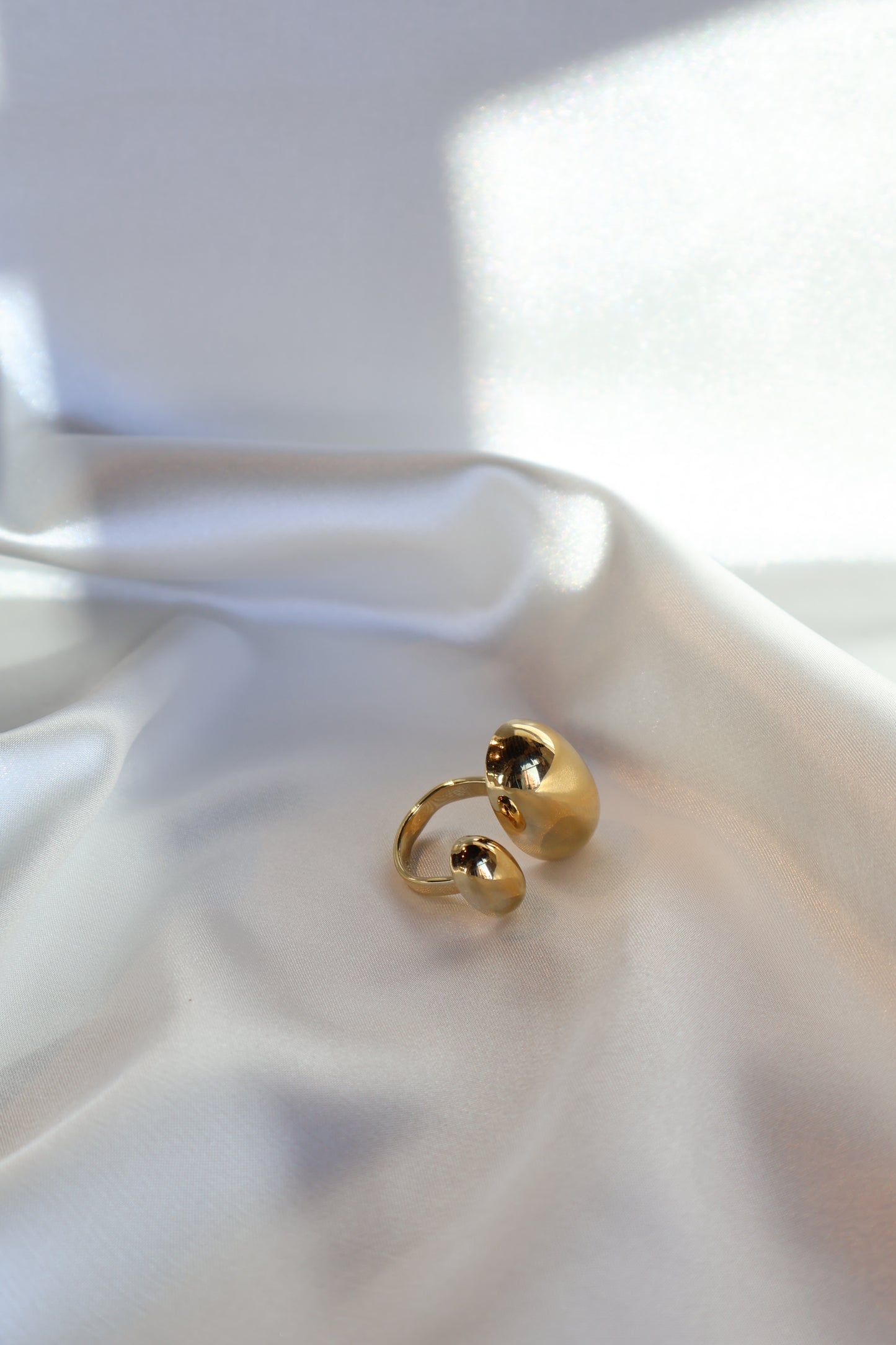 Ring Isabel LaLunaTheLabel 1062 Goud
