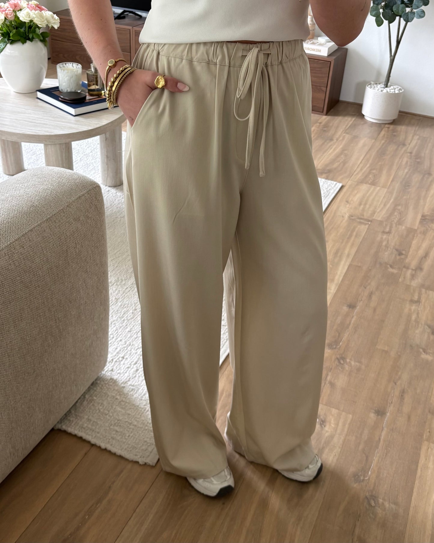 Pantalon ZoeTess LaLunaTheLabel RM-857 Beige