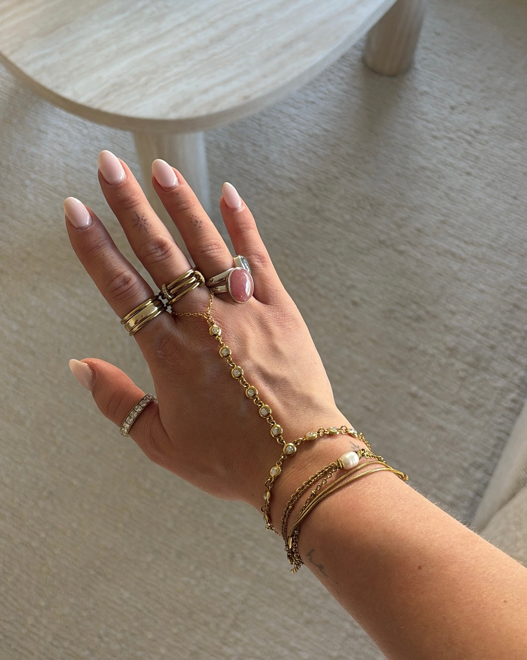 hand-chain Aura LaLunaTheLabel 7380 Goud